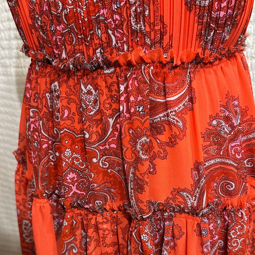Banana Republic Coral Red Paisley Tiered Dress Size 6
MSRP $178 - Picture 9 of 9
